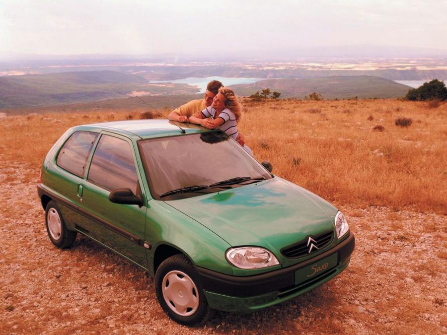  Citroen Saxo 3-Door 1999 года  (фото 6 из 12)